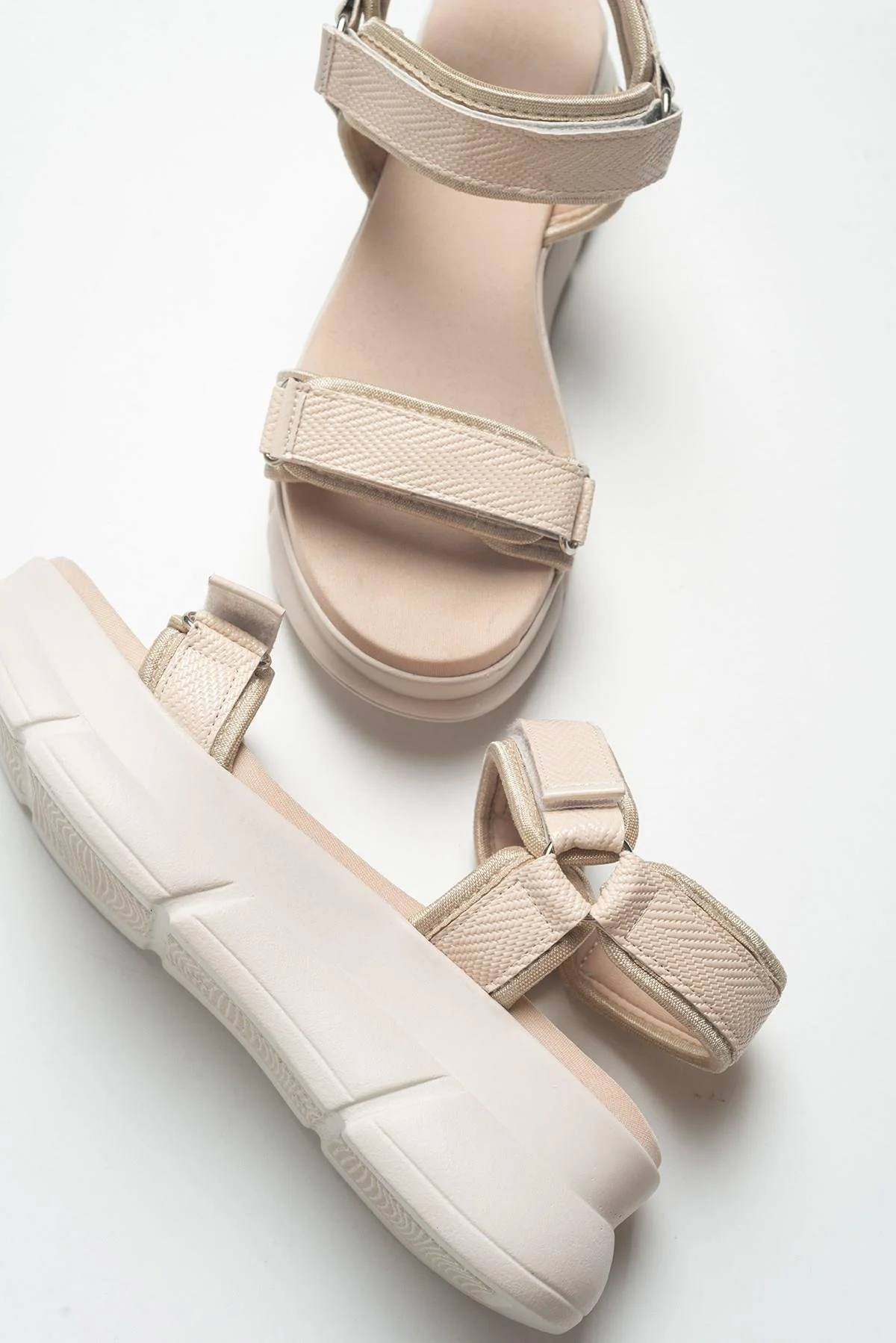 4760 - Beige Sandal (Women) - Image 3