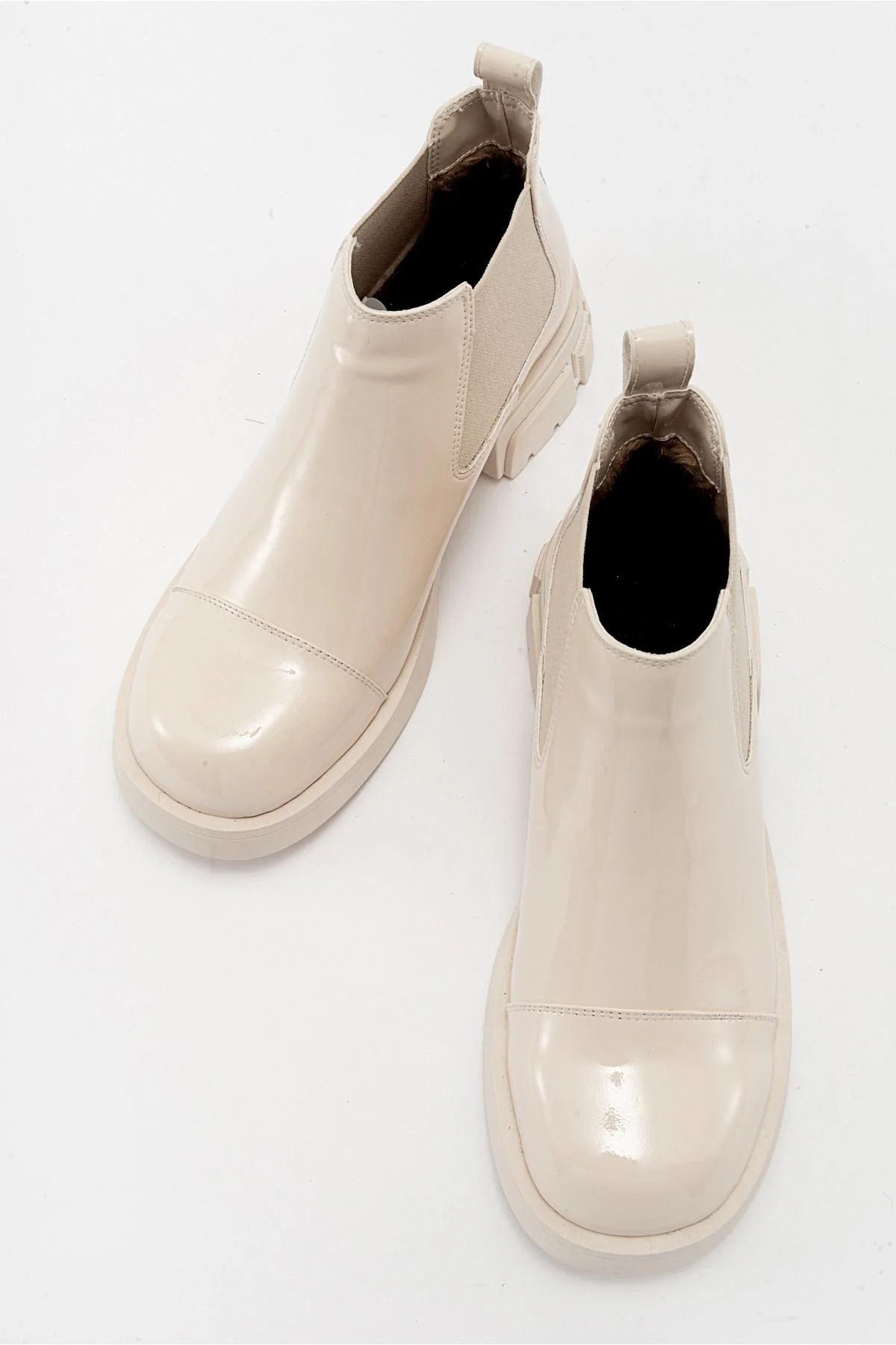 Cafune - Beige Patent Boot (Women) - Image 2