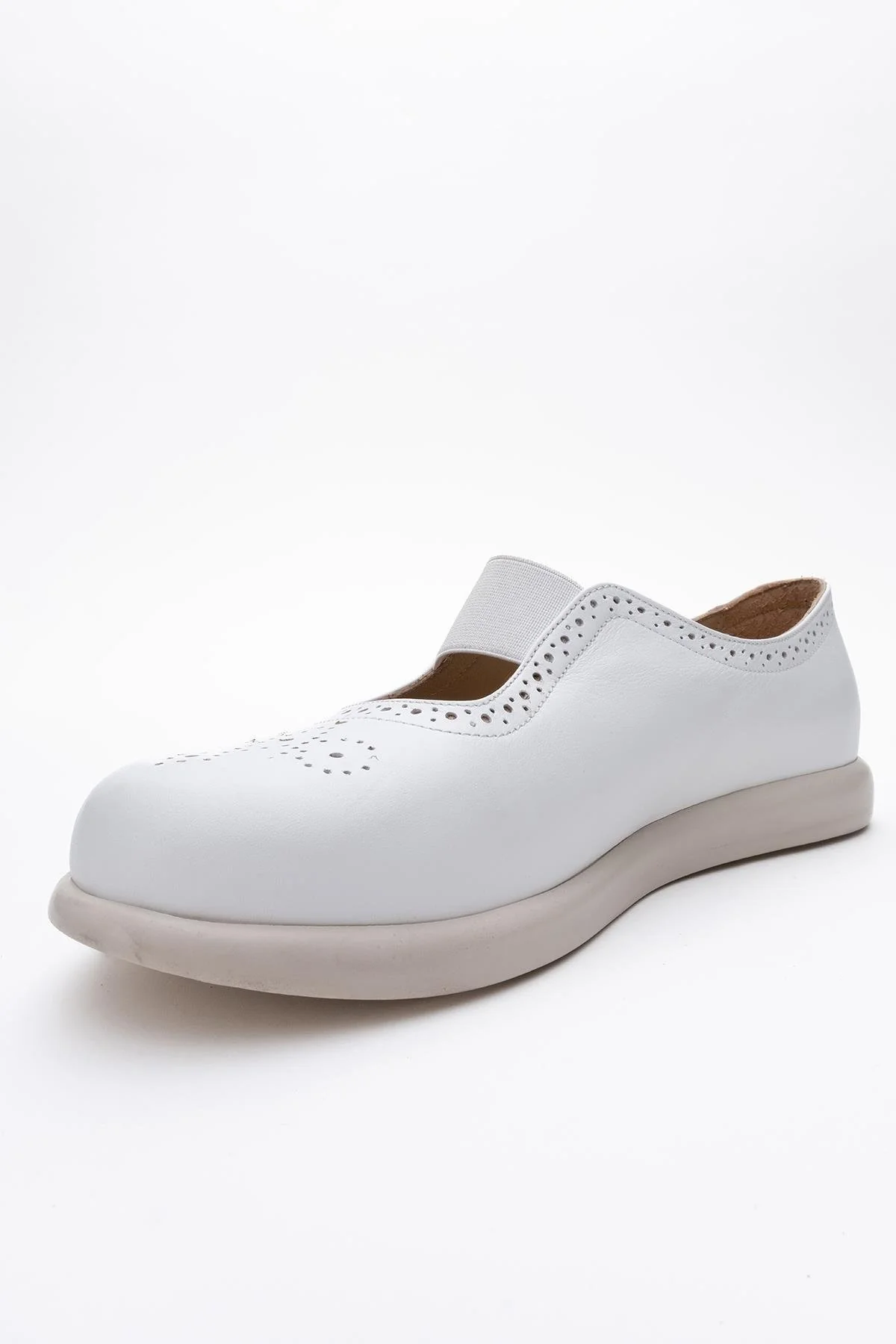 CHELLE White Elastic Leather Flat (Women) - Image 4