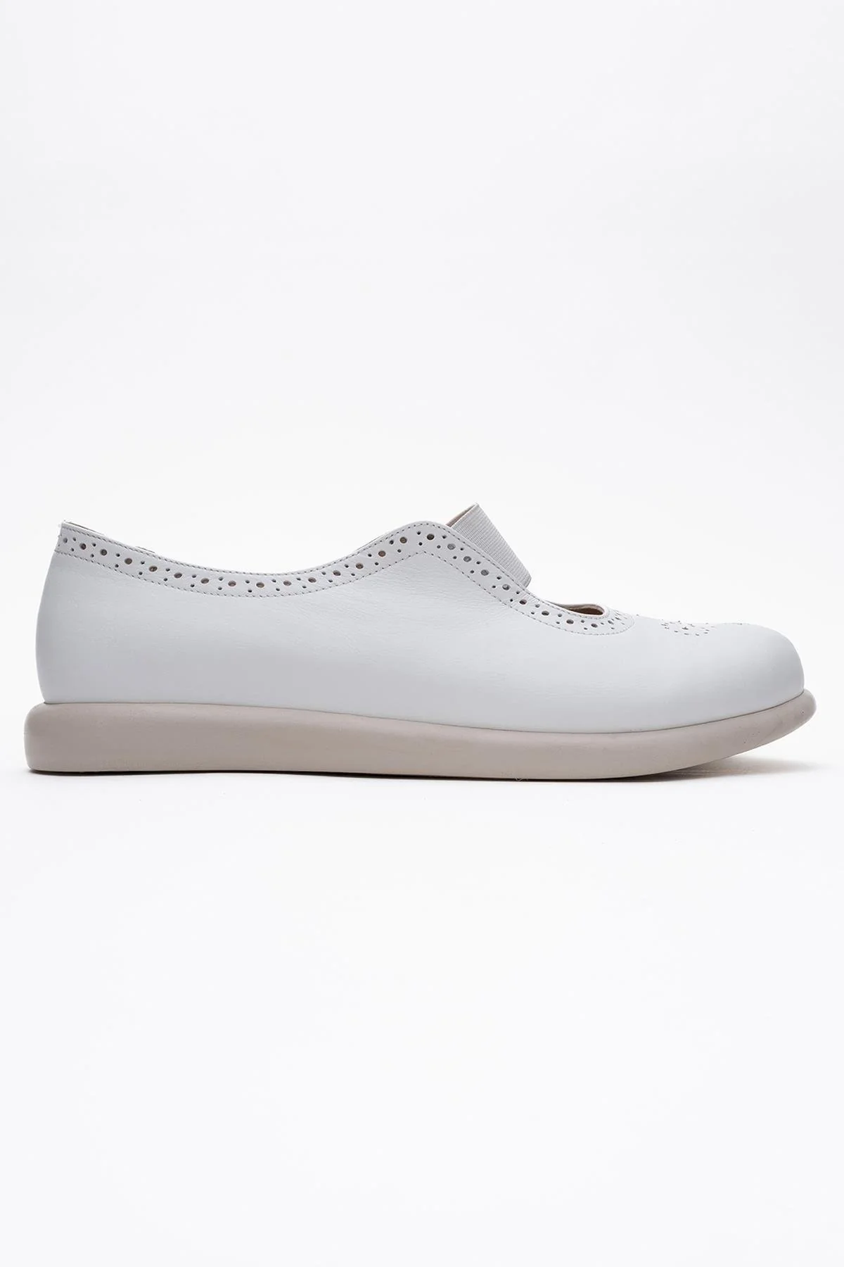 CHELLE White Elastic Leather Flat (Women) - Image 6