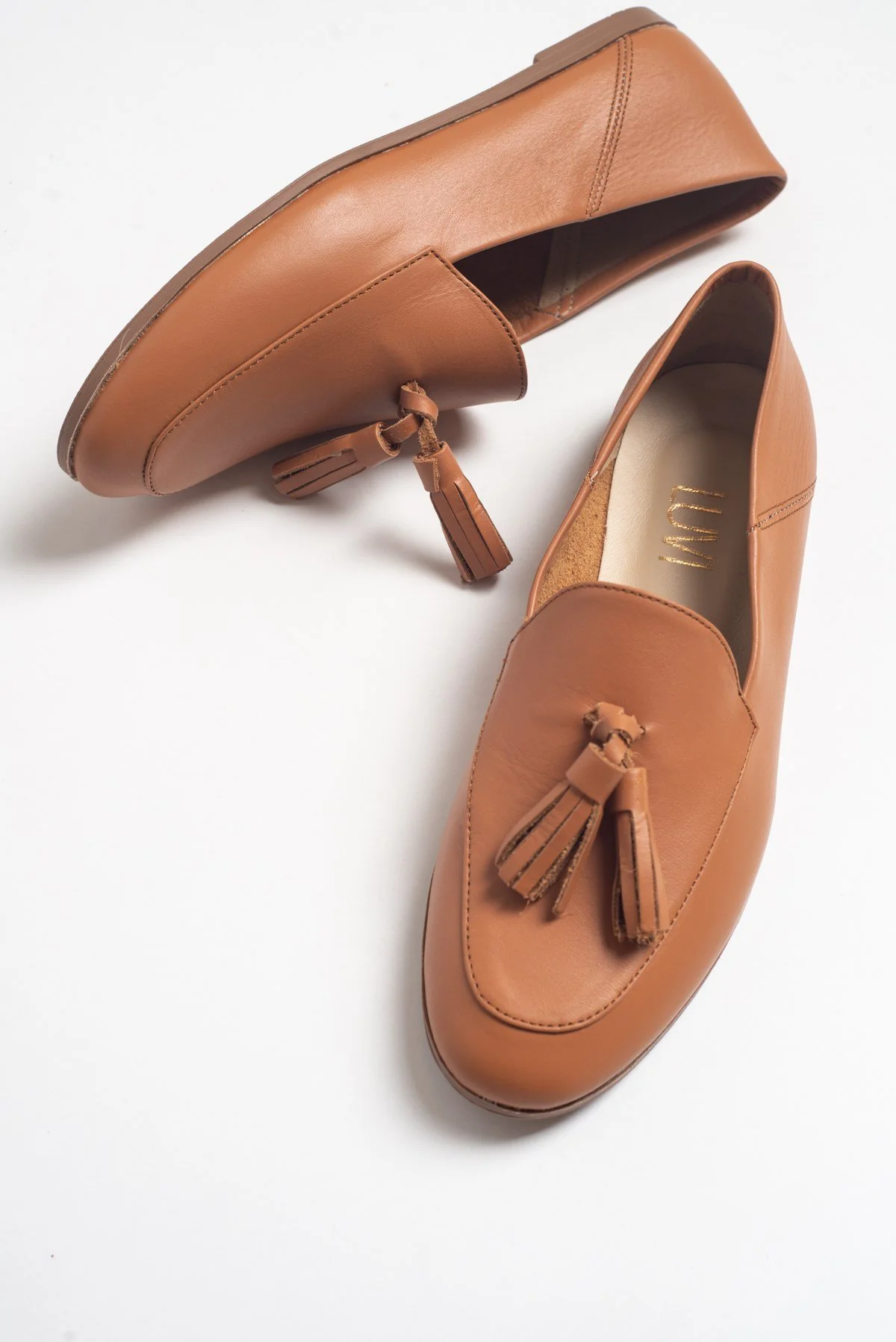 F04 - Cognac Genuine Leather Tassel Loafer (Women)
