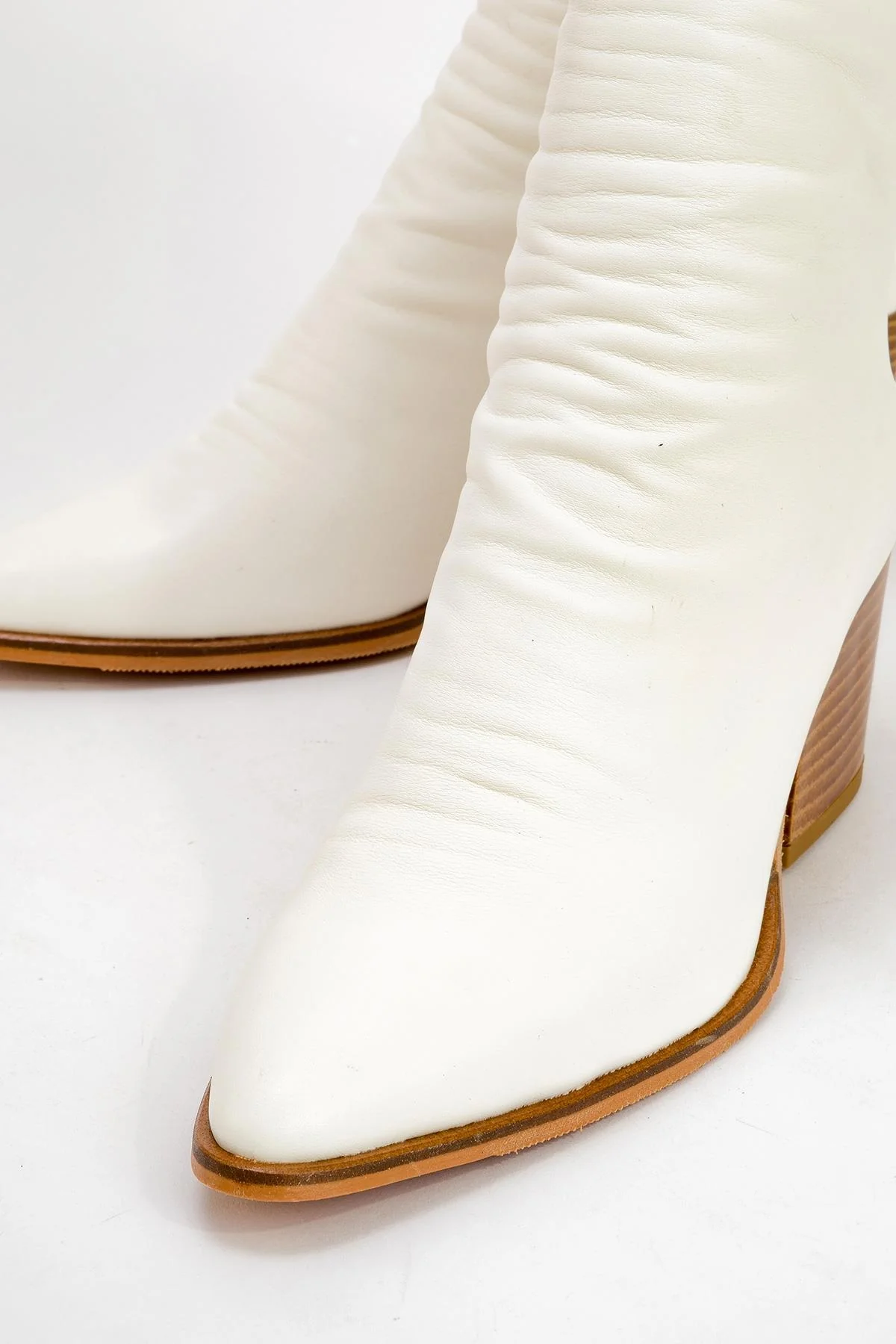 Laval - White Back-Zip Block Heel Boot (Women) - Image 4