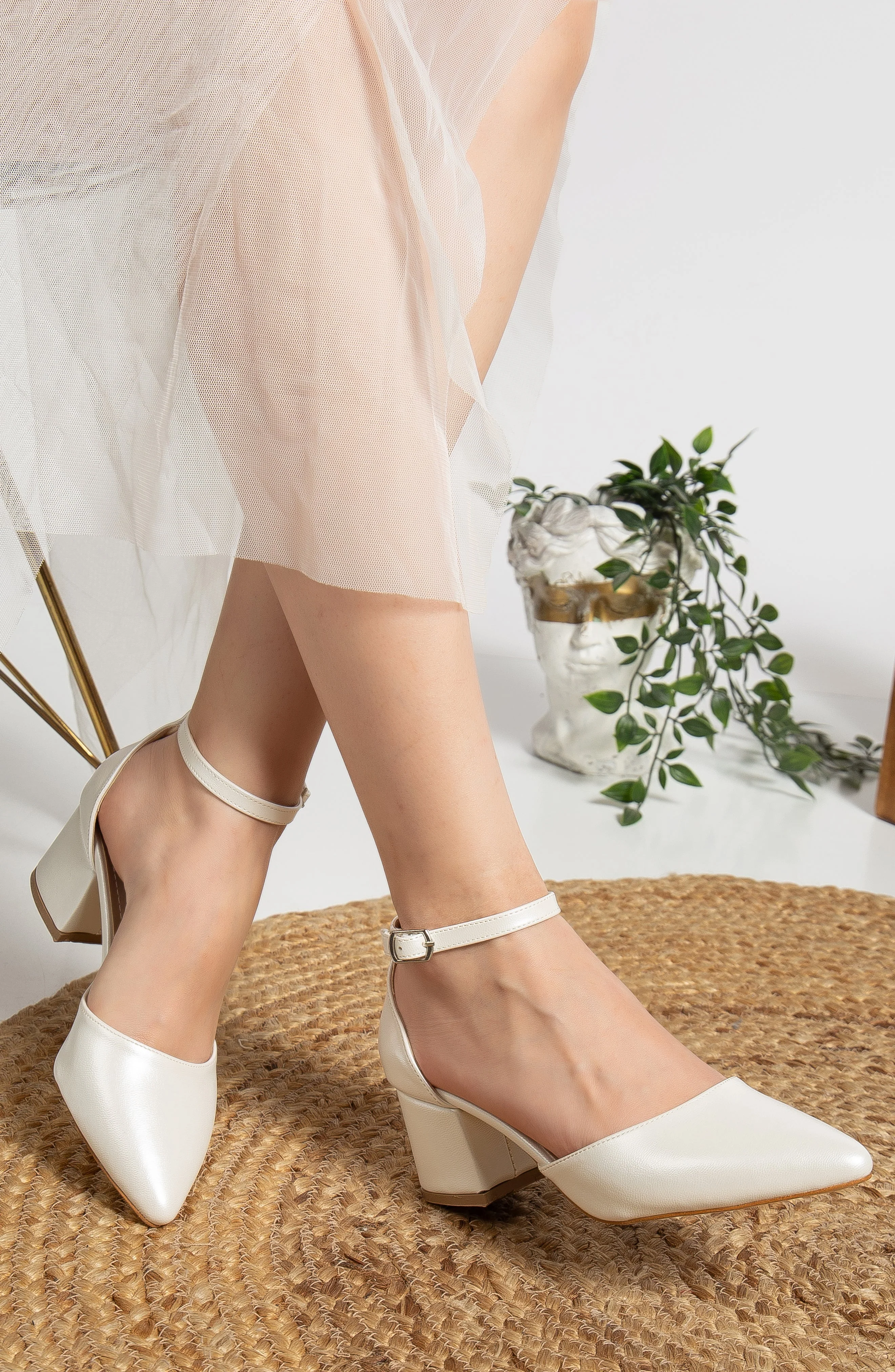 Miranda - Ivory Pumps with Pearls - Image 8