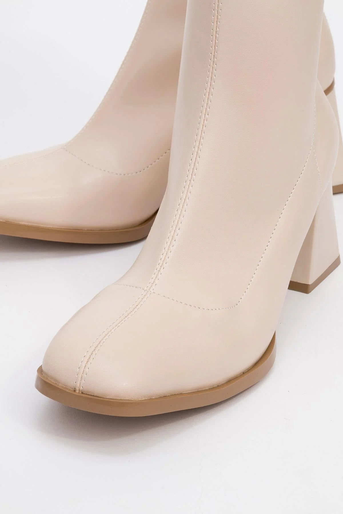 Plesa Beige Chunky Heel Boot (Women) - Image 3