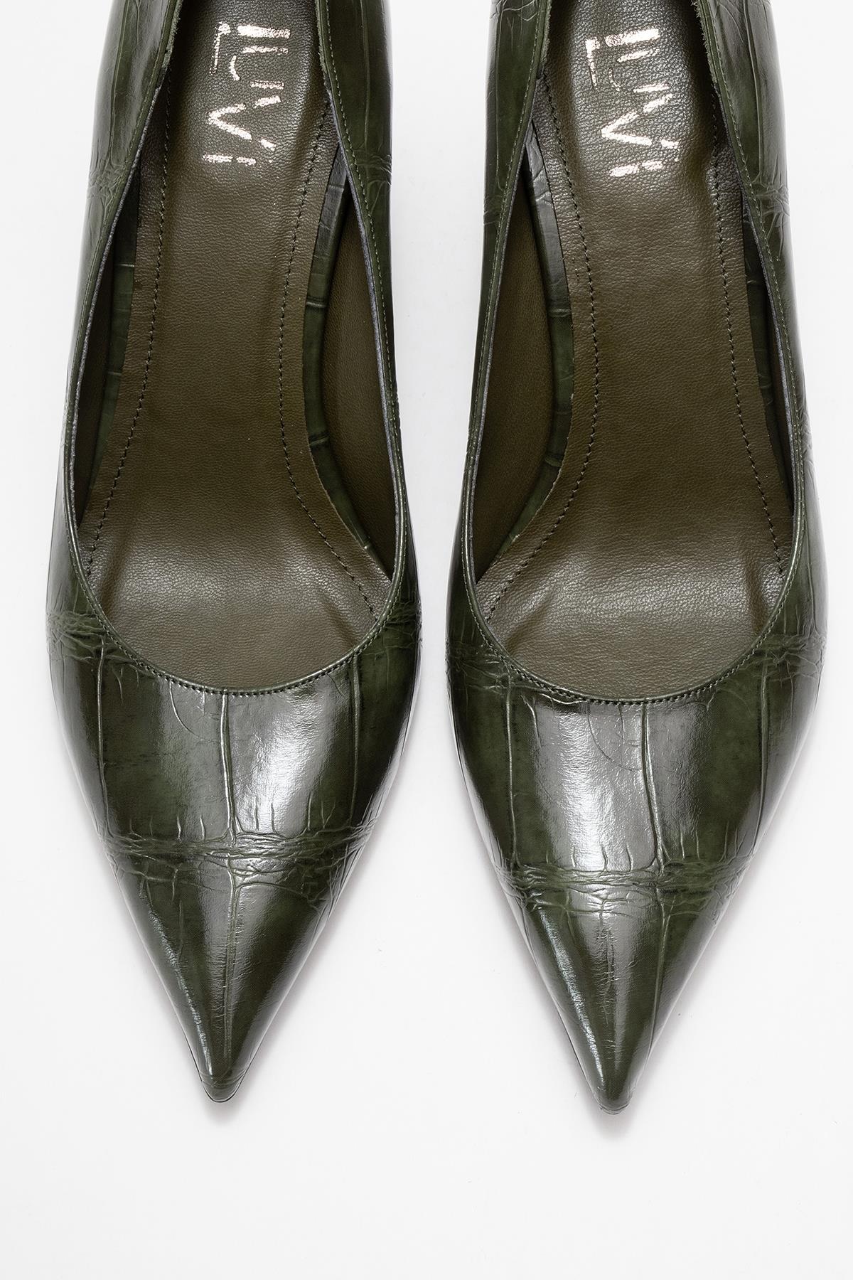 Puera - Green Printed Pointed Toe Wedge Heel Shoe (Women) - Image 2